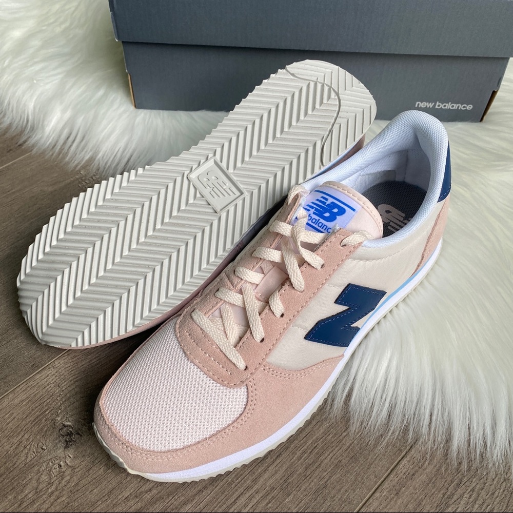 NWT New Balance 220 Women’s Shoes - Picture 6 of 11